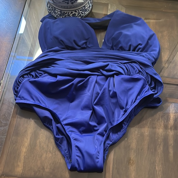 Magicsuit
Yvonne Halter Neck Tummy Control Swim Dress - Picture 11 of 13